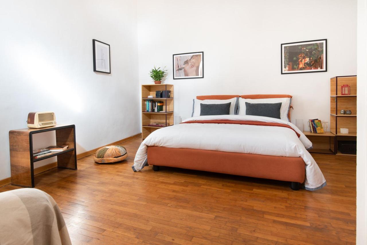 Spacious Family Flat S. Spirito 8 Sleeps * Florença